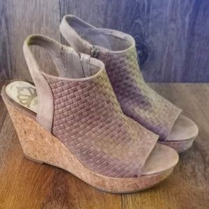 TAN SUEDE WEDGES